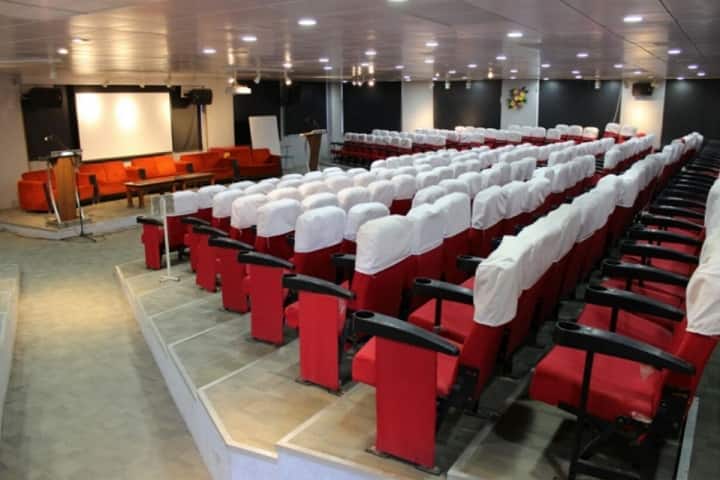 Yadavrao Tasgaonkar College of Engineering and Management campus in Raigad, Maharashtra, India — photo 5