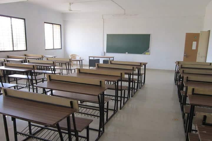 Vidya Niketan College of Engineering campus in Sangamner, Maharashtra, India — photo 2