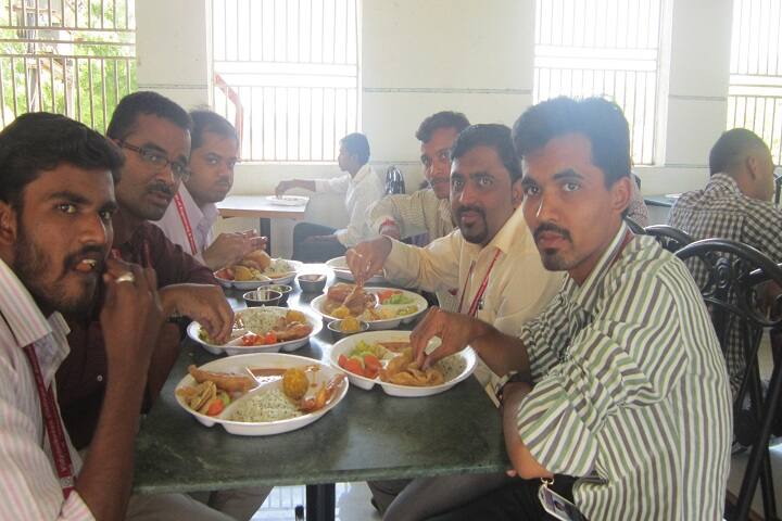 Vidya Niketan College of Engineering campus in Sangamner, Maharashtra, India — photo 6
