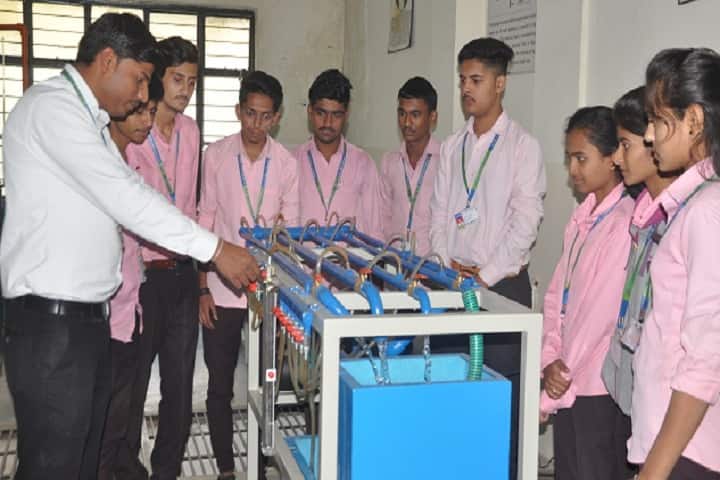SNJB's Shri Hiralal Hastimal Jain Brothers Polytechnic campus in Nashik, Maharashtra, India — photo 3