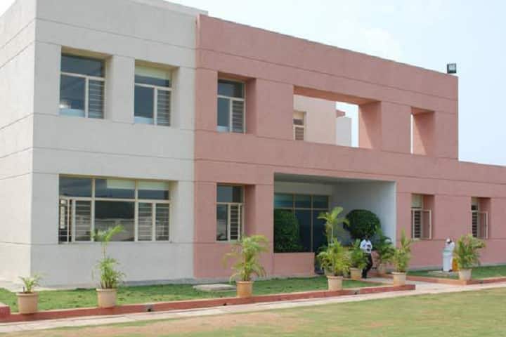 Keshav Mahavidhyalaya campus in Atru, Rajasthan, India — photo 3