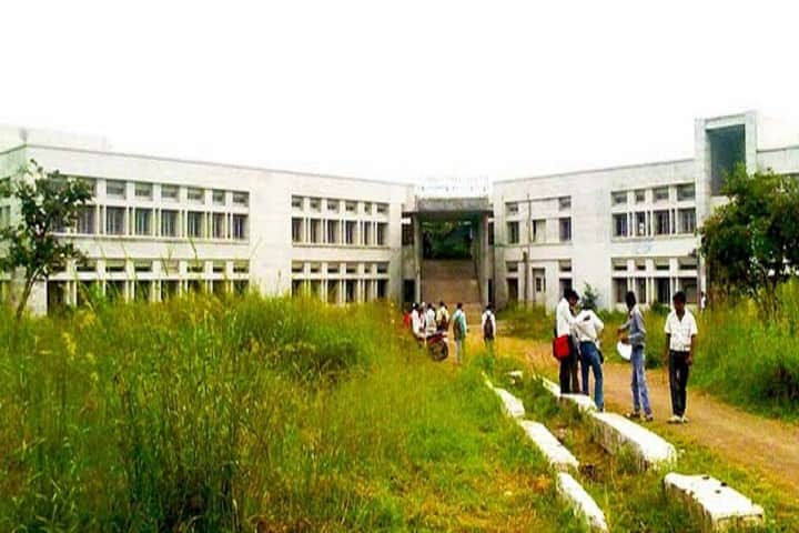 Kadwa Polytechnic campus in Nashik, Maharashtra, India — photo 1
