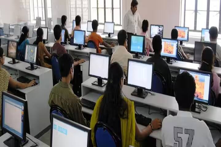 Smt Sharchchandrika Suresh Patil Institute of Technology campus in Jalgaon, Maharashtra, India — photo 2