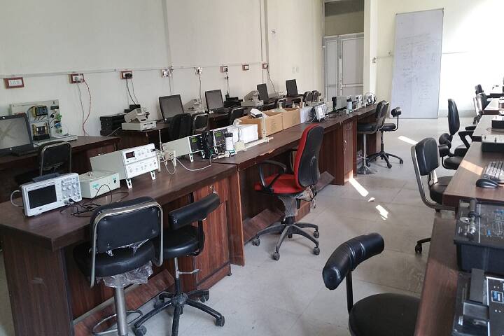 Institute of Technology campus in Srinagar, Jammu and Kashmir, India — photo 5