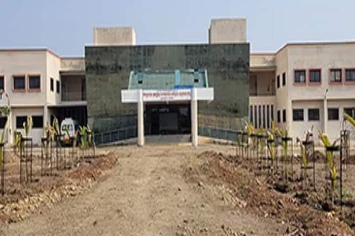 Shri Gurudeo Ayurved College campus in Amravati, Maharashtra, India — photo 2