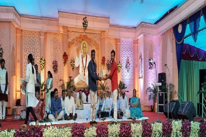 Shri Gurudeo Ayurved College campus in Amravati, Maharashtra, India — photo 6