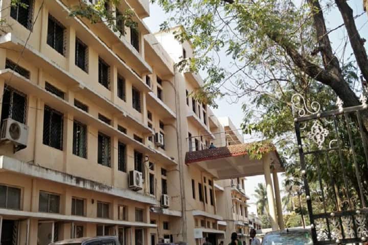 SCB Dental College and Hospital campus in Cuttack, Odisha, India — photo 2