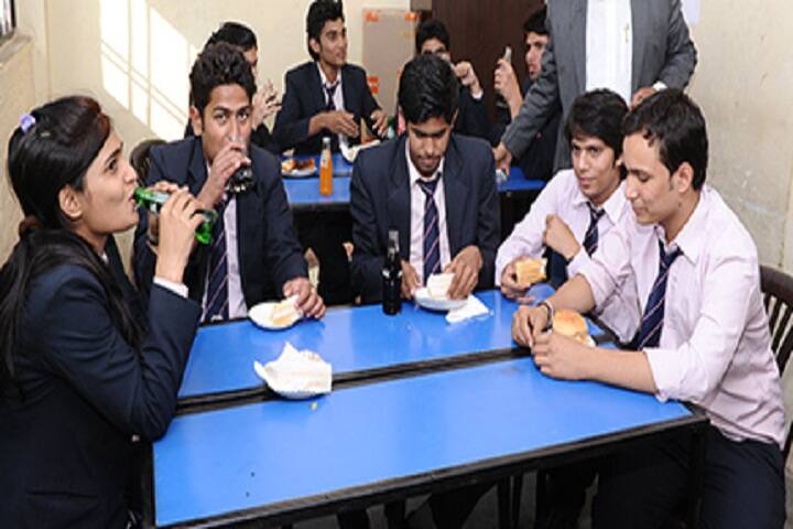 Shree Karni College campus in Jaipur, Rajasthan, India — photo 3