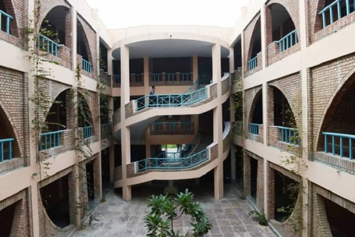 BRCM College of Engineering and Technology campus in Bhiwani, Haryana, India — photo 1