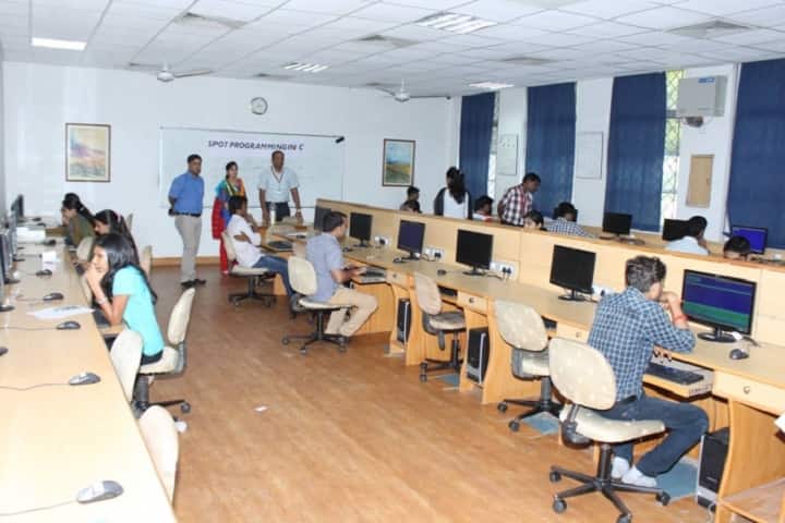 BRCM College of Engineering and Technology campus in Bhiwani, Haryana, India — photo 4