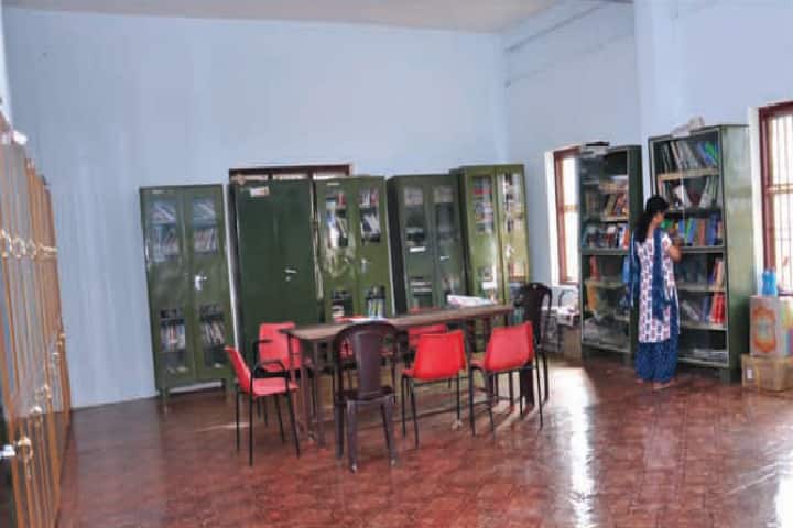 National College of Arts and Science campus in Kozhikode, Kerala, India — photo 2