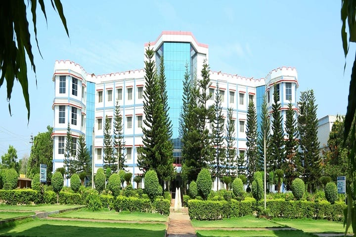 Parvatha Reddy Babul Reddy Visvodaya Institute of Technology and Science campus in Nellore, Andhra Pradesh, India — photo 1