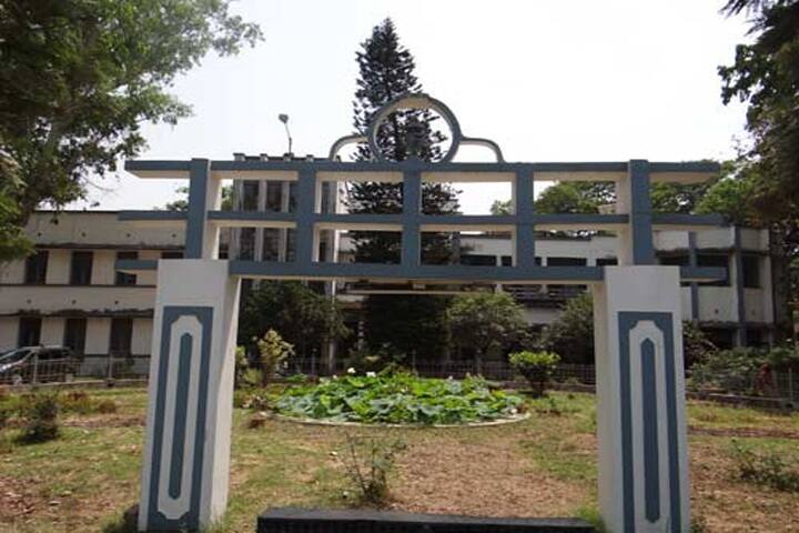 Berhampore Girls College campus in Murshidabad, West Bengal, India — photo 2