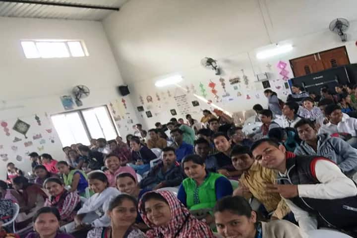 BKM Science College campus in Valsad, Gujarat, India — photo 4