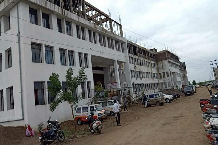 Rashtrasant Janardhan Swami Ayurved Medical College and Research Centre campus in Ahmednagar, Maharashtra, India — photo 1