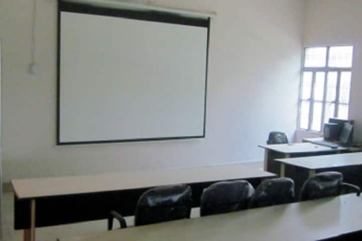 Adarsh Krishna Post Graduation College campus in Shikohabad, Uttar Pradesh, India — photo 3