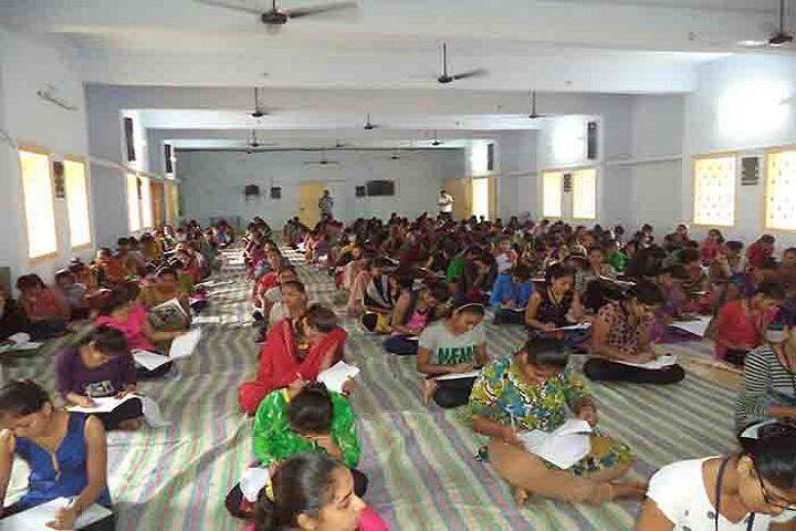 Smt RP Bhalodiya Arts and Commerce and Shree NP Bhalodiya Mahila Home Science College campus in Rajkot, Gujarat, India — photo 3