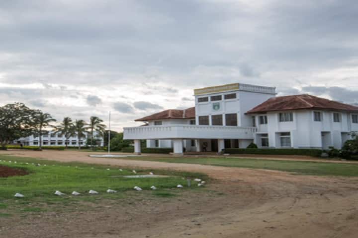 Vanavarayar Institute of Agriculture campus in Moolathara, Tamil Nadu, India — photo 1