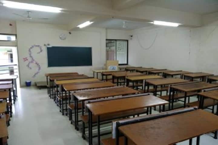 Dhamangaon Education Society's College of Engineering and Technology campus in Amravati, Maharashtra, India — photo 2