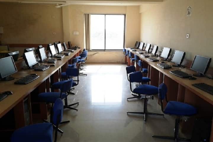 Dhamangaon Education Society's College of Engineering and Technology campus in Amravati, Maharashtra, India — photo 3
