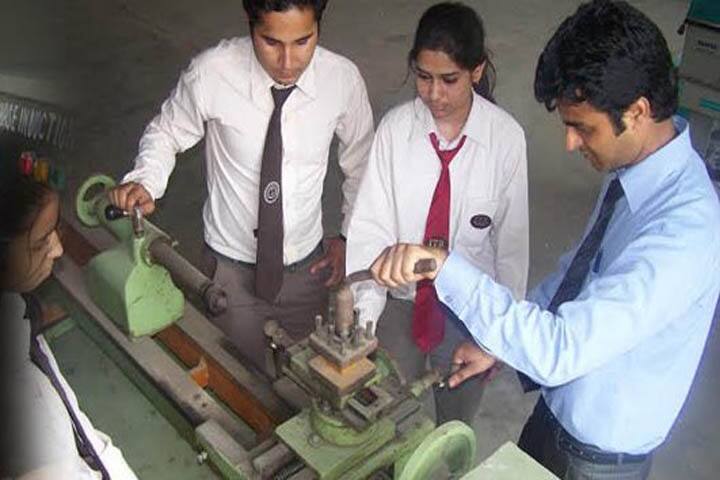 Institute of Technology Roorkee campus in Roorkee, Uttarakhand, India — photo 5