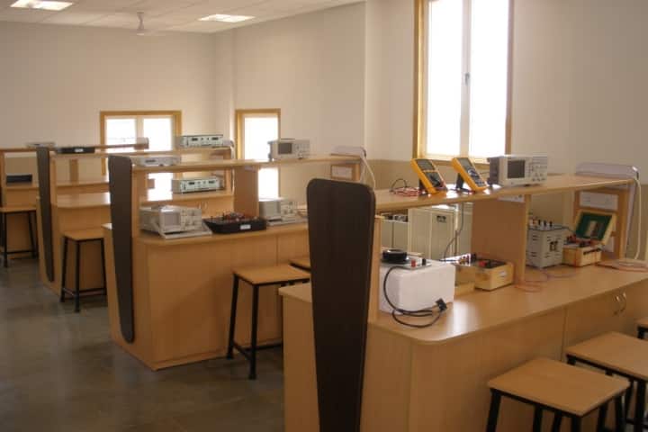 Vilasrao Deshmukh Foundation Group of Institutions- School of Engineering and Technology campus in Latur, Maharashtra, India — photo 5