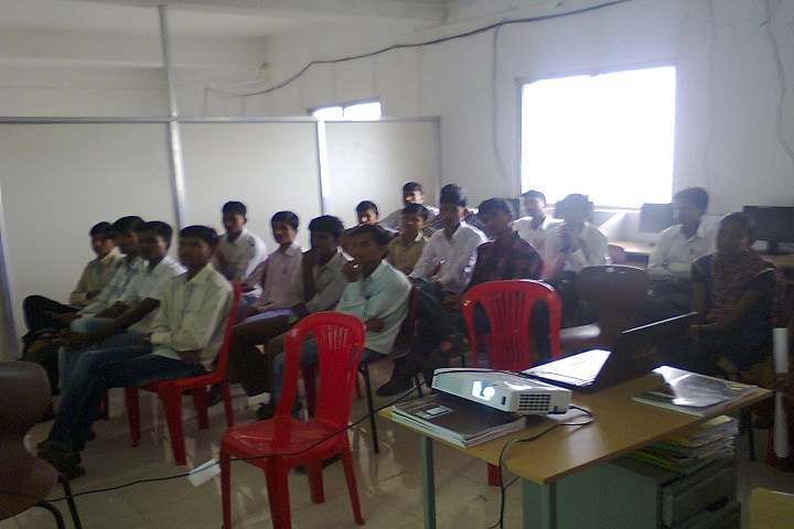 Vasant Polytechnic College campus in Beed, Maharashtra, India — photo 3