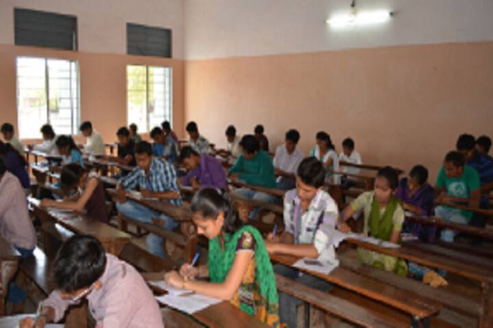 Parekh Brothers Science College campus in Kheda, Gujarat, India — photo 5