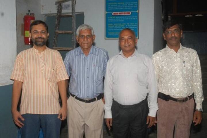CU Shah Commerce College campus in Ahmedabad, Gujarat, India — photo 6