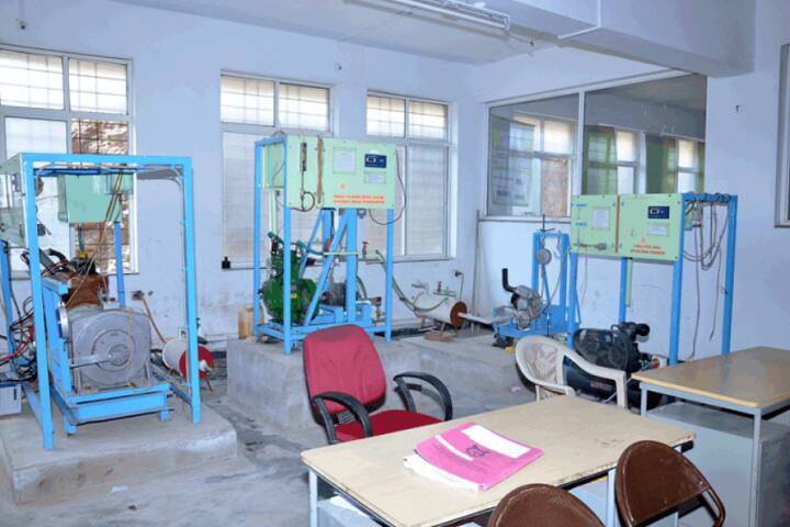 Satara College of Engineering and Management campus in Satara, Maharashtra, India — photo 1