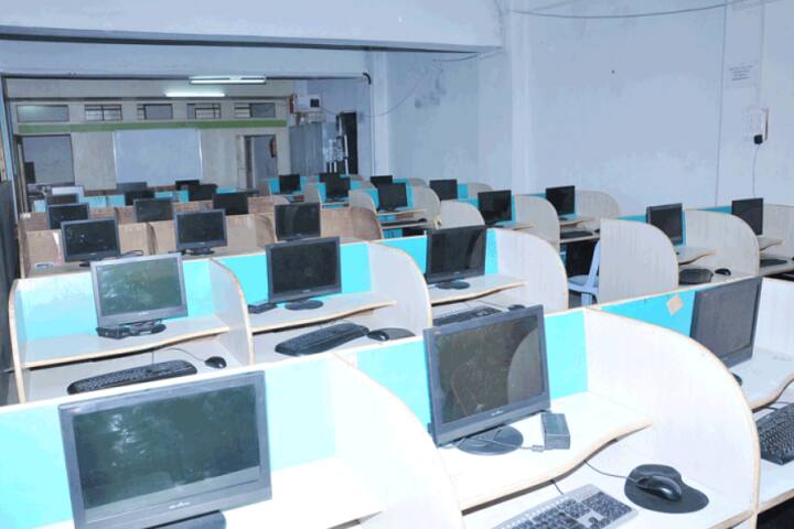 Satara College of Engineering and Management campus in Satara, Maharashtra, India — photo 4