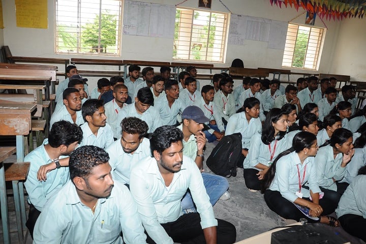 Pravara Rural Education Society's College of Agricultural Biotechnology campus in Ahmednagar, Maharashtra, India — photo 3