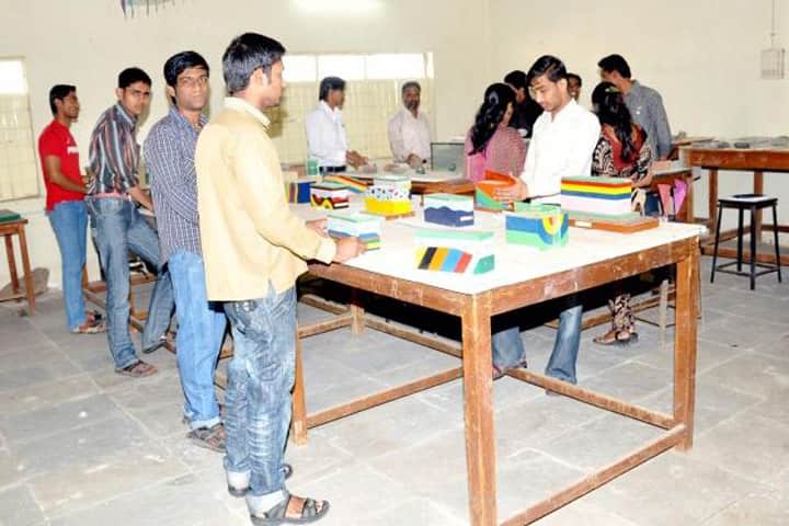 Maharashtra College of Engineering campus in Latur, Maharashtra, India — photo 5