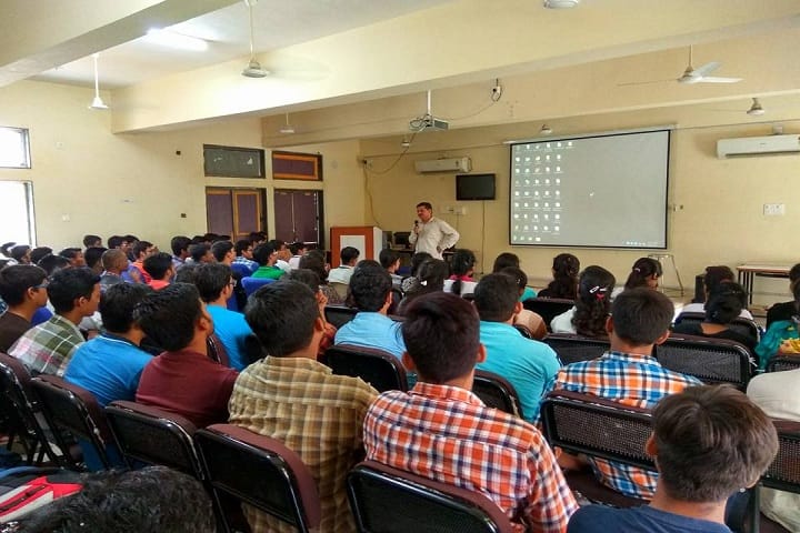 Government Engineering College campus in Patan, Gujarat, India — photo 4