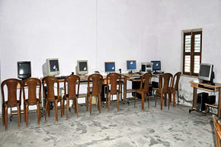 Maruti Nandan Girls College campus in Bharatpur, Rajasthan, India — photo 3