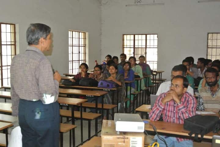 Kharagpur College campus in Kharagpur, West Bengal, India — photo 2