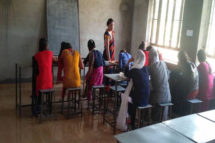 Sogani Mahila Mahavidyalaya campus in Sawai Madhopur, Rajasthan, India — photo 3