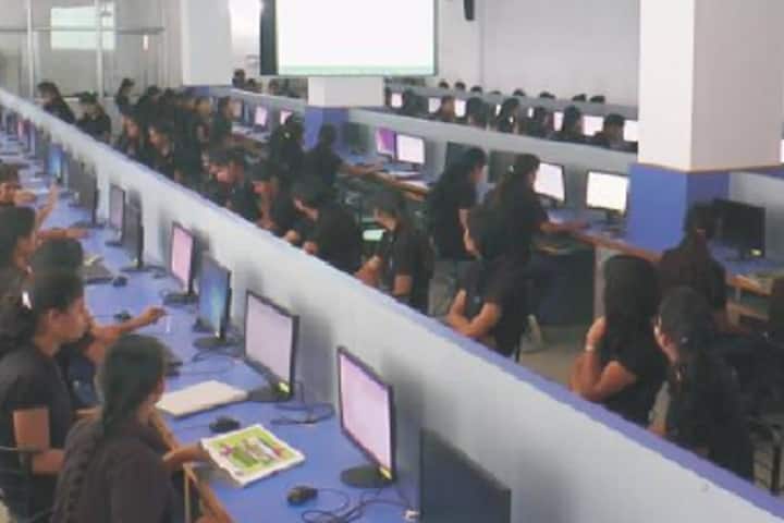 Alankar PG Girls College campus in Jaipur, Rajasthan, India — photo 3