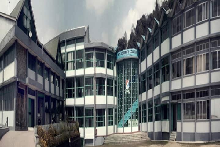 St Joseph's College campus in Darjeeling, West Bengal, India — photo 1