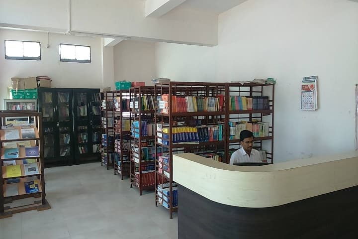 Kai Sau Sunitatai Eknathrao Dhakane Polytechnic College campus in Ahmednagar, Maharashtra, India — photo 2