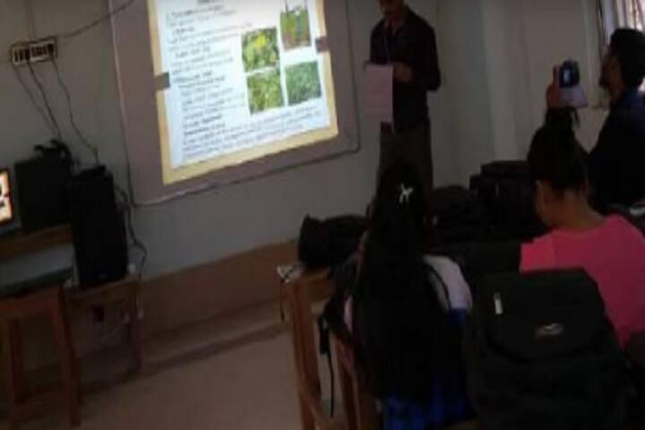 Chandrakona Vidyasagar Mahavidyalaya campus in Chandrakona, West Bengal, India — photo 4