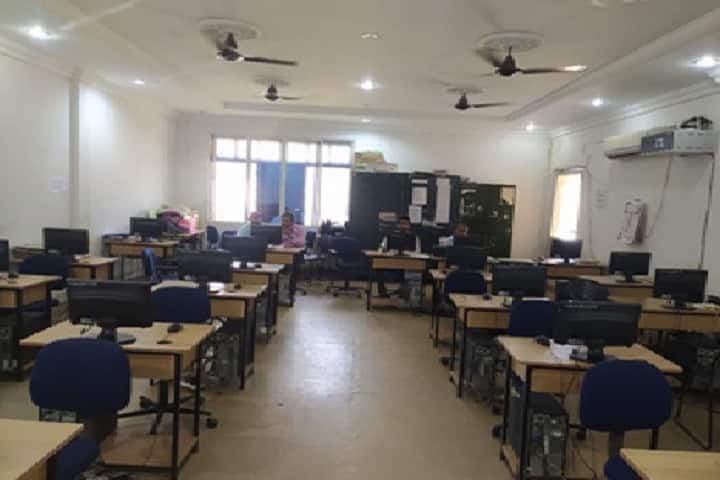Vivekanand Polytechnic campus in Bhandara, Maharashtra, India — photo 6