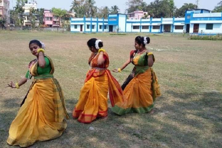 Siliguri Mahila Mahavidyalaya campus in Darjeeling, West Bengal, India — photo 1