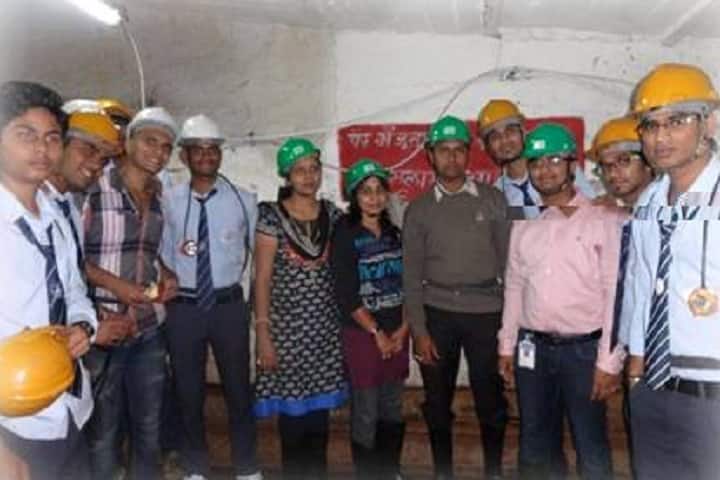 OM Polytechnic campus in Nagpur, Maharashtra, India — photo 4