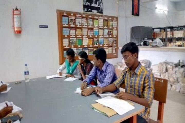 Bamanpukur Humayun Kabir Mahavidyalaya campus in Kushangra, West Bengal, India — photo 3