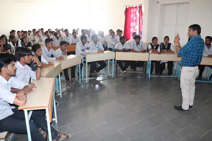 Lokmangal College of Agricultural Biotechnology campus in Solapur, Maharashtra, India — photo 3
