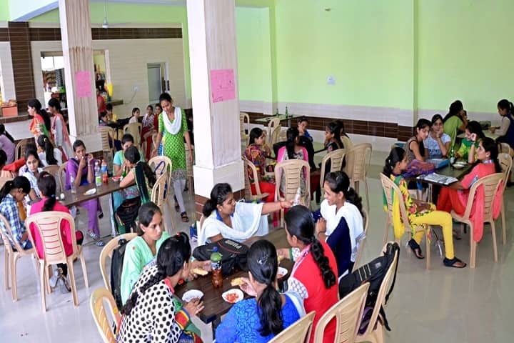 Tika Ram PG Girls College campus in Sonipat, Haryana, India — photo 2