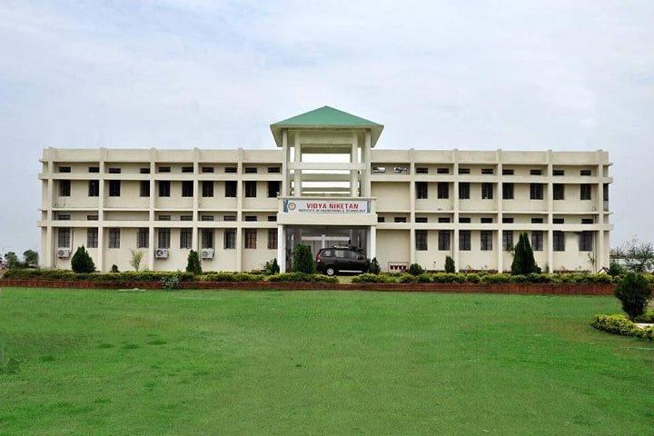 Vidya Niketan Institute of Engineering and Technology campus in Nagpur, Maharashtra, India — photo 1