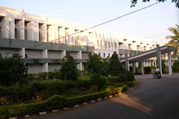Late Shri Bapuraoji Deshmukh College of Architechure campus in Wardha, Maharashtra, India — photo 1