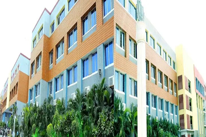 Siddharth Institute of Engineering and Technology campus in Chittoor, Andhra Pradesh, India — photo 1